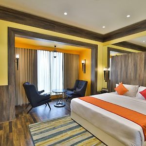 Grand King Room